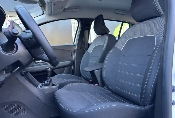 Dacia Sandero 1.0 TCE 90 EXPRESSION PACK CONFORT * ENTRETIEN DACIA * ATTELAGE * GARANTIE 23/04/2027