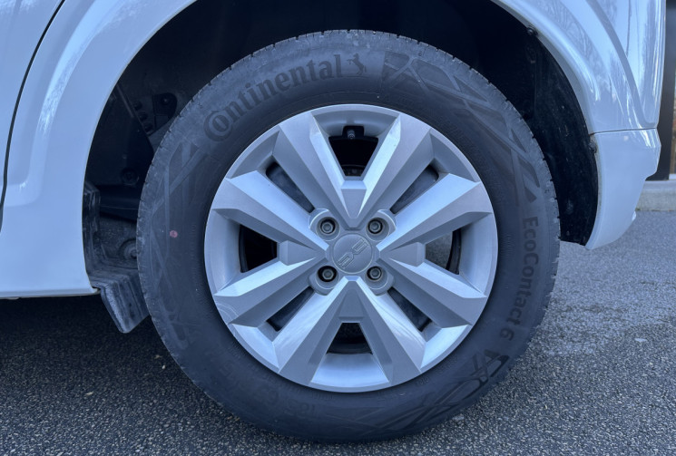 Dacia Sandero 1.0 TCE 90 EXPRESSION PACK CONFORT * ENTRETIEN DACIA * ATTELAGE * GARANTIE 23/04/2027