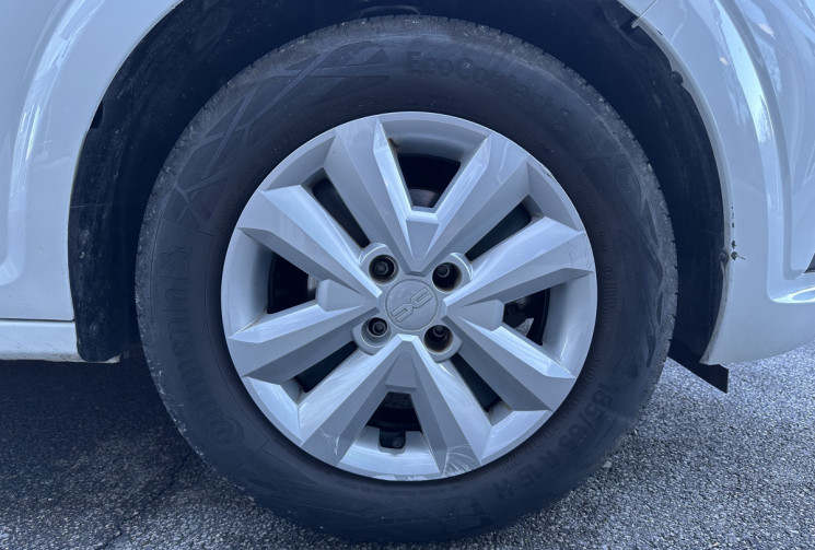 Dacia Sandero 1.0 TCE 90 EXPRESSION PACK CONFORT * ENTRETIEN DACIA * ATTELAGE * GARANTIE 23/04/2027