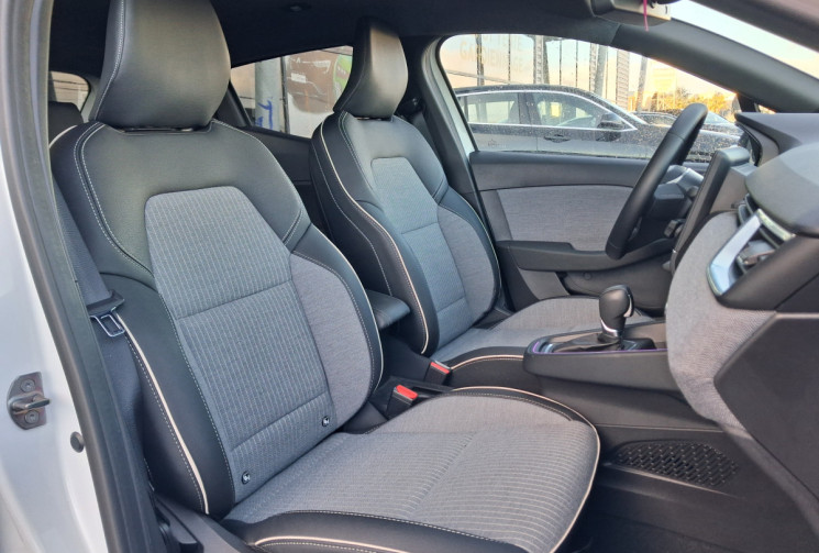 Renault Clio 1.6 E-Tech 145ch full hybrid