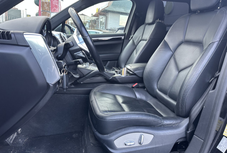 Porsche Cayenne 3.0 TDi  V6 262 AWD  Tiptronic S 262 