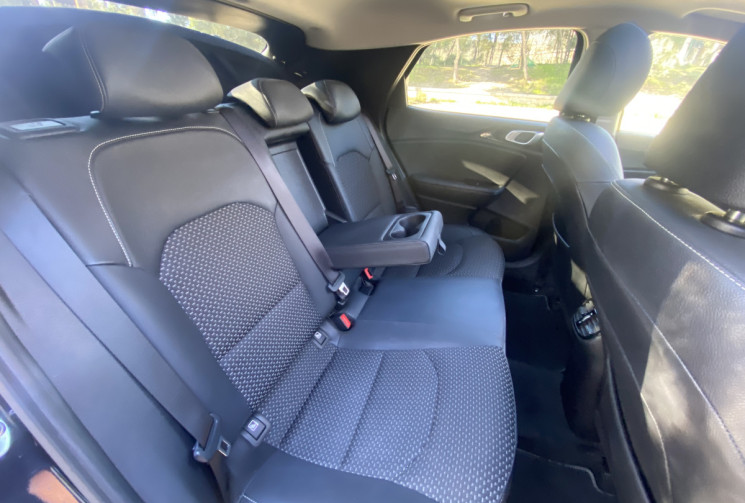 Kia XCeed 1.6 GDi 105ch + Plug-In XCeed 1.6 GDi 141 CH Plug in Hybrid DESIGN TOIT OUVRANT - SUIVI 