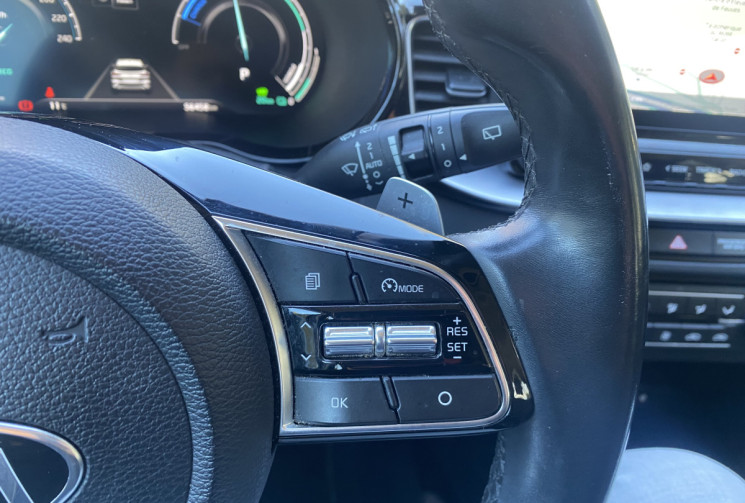 Kia XCeed 1.6 GDi 105ch + Plug-In XCeed 1.6 GDi 141 CH Plug in Hybrid DESIGN TOIT OUVRANT - SUIVI 