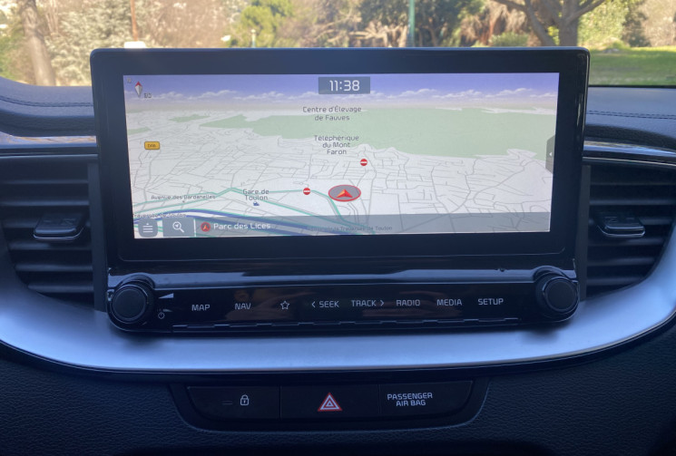 Kia XCeed 1.6 GDi 105ch + Plug-In XCeed 1.6 GDi 141 CH Plug in Hybrid DESIGN TOIT OUVRANT - SUIVI 