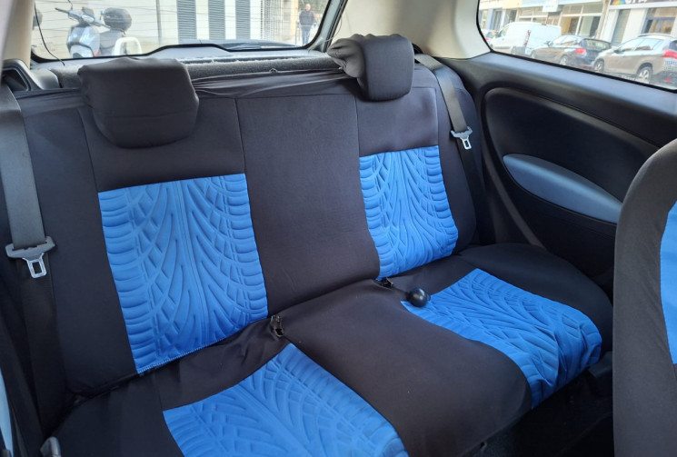 FIAT GRANDE PUNTO 1.4 mpi 95 ch 3 portes