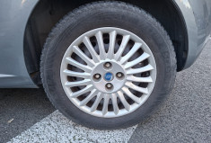 FIAT GRANDE PUNTO 1.4 mpi 95 ch 3 portes