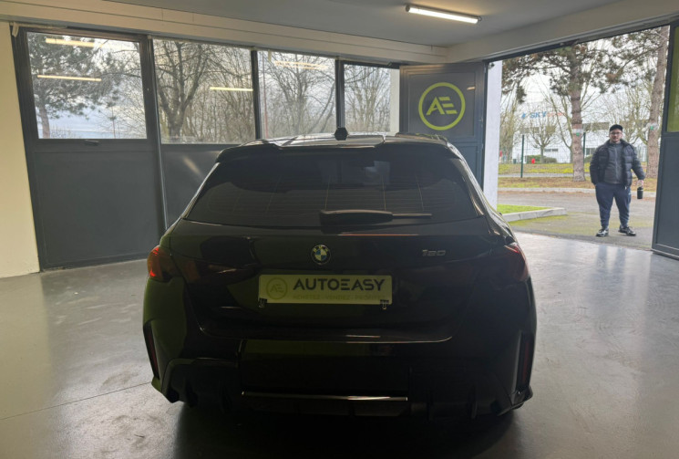 BMW Série 1  DKG7 M Sport 170 * TOIT OUVRANT / SIEGES CHAUFFANT 