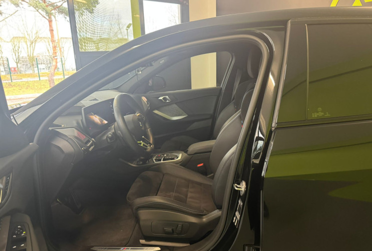 BMW Série 1  DKG7 M Sport 170 * TOIT OUVRANT / SIEGES CHAUFFANT 