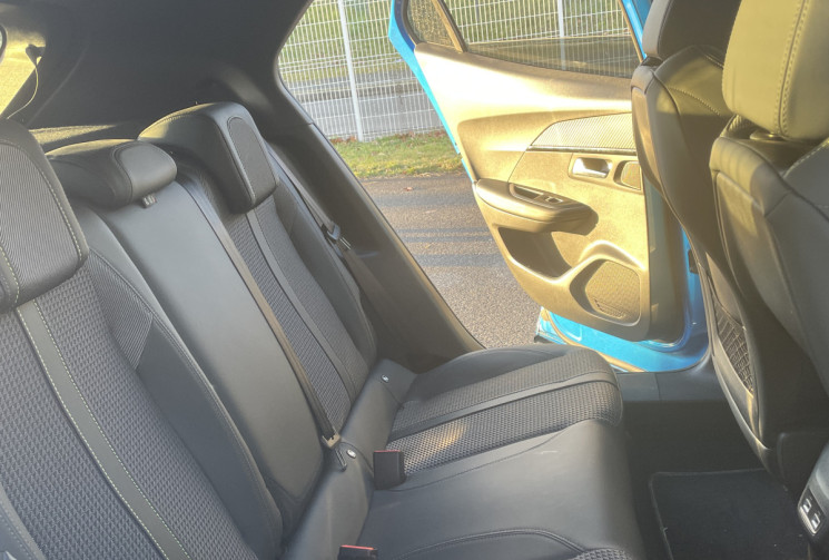 Peugeot 2008 II 1.5 BlueHDi S&S BVA EAT8 130 CV  GT 