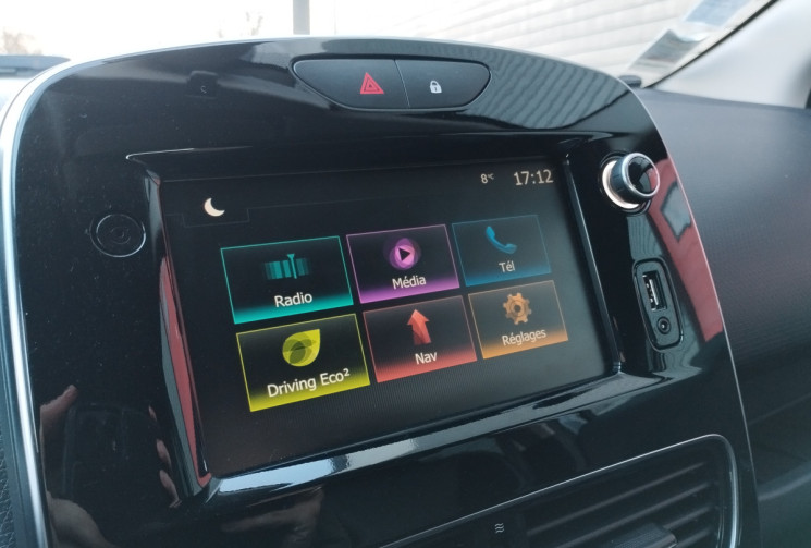 Renault Clio IV (2) 1.5 DCi 90 Energy Intens EDC6 *18.500 KM