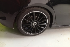 Mercedes Classe B 200 cdi AMG Line + toit ouvrants + joncs noirs