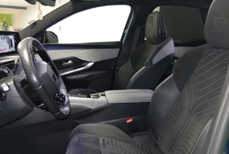 Peugeot 3008 210 CV GT + TOIT OUVRANT + PACK 360 DRIVE ASSYST+POMPE CHALEUR