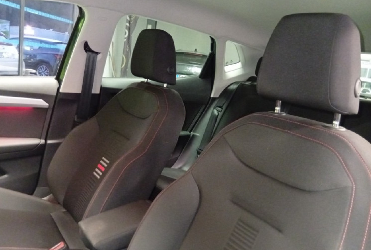 SEAT Ibiza 1.5 l TSi 150 FR + JANTES 18 