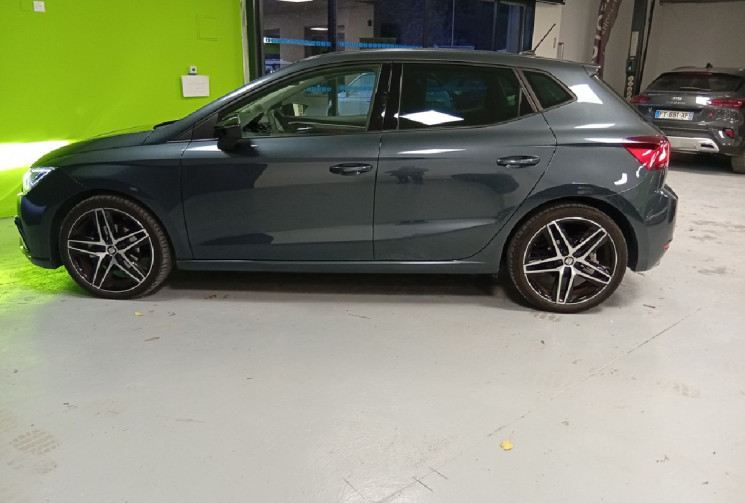 SEAT Ibiza 1.5 l TSi 150 FR + JANTES 18 