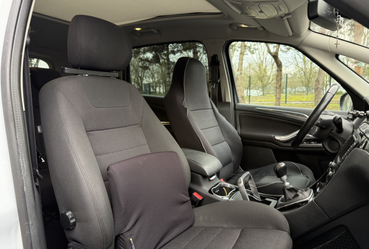 Ford S-MAX  2.0 TDCI 140 FAP TITANIUM 7PL