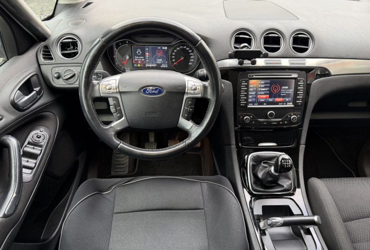 Ford S-MAX  2.0 TDCI 140 FAP TITANIUM 7PL