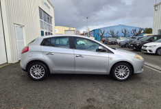 FIAT BRAVO 1.6 MULTIJET 105CV ELEGANCE / RADAR DE RECUL/ DISTRIBUTION OK / CARNET COMPLET 