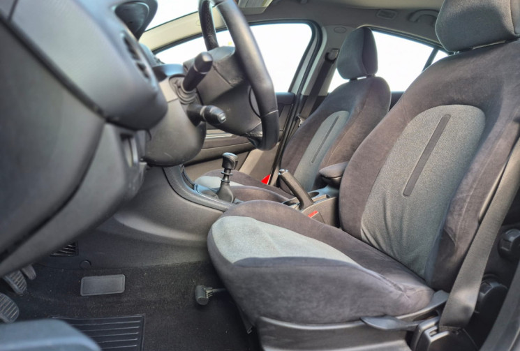 FIAT BRAVO 1.6 MULTIJET 105CV ELEGANCE / RADAR DE RECUL/ DISTRIBUTION OK / CARNET COMPLET 