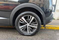 Peugeot 3008 allure 1.2 130 cv / CARPLAY / SIEGES CHAUFFANT / CAMERA / LED / 