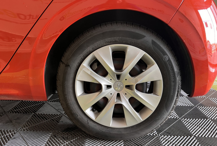 Peugeot 208 1.2 LIKE 68CH 5P 