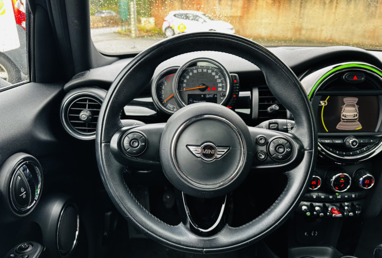 Mini Mini Cooper D 116ch Marylebone Toit ouvrant panoramique / intérieur cuir