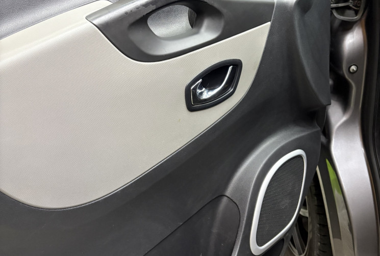 Renault Trafic 1.6 DCI 145 BVM 8 Places