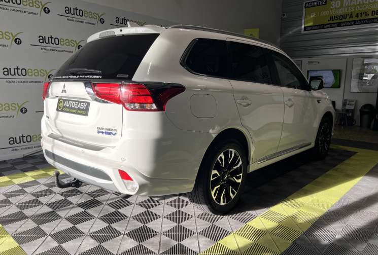 Mitsubishi OUTLANDER 200CH PLUG-IN HYBRID EV 4X4 INSTYLE 