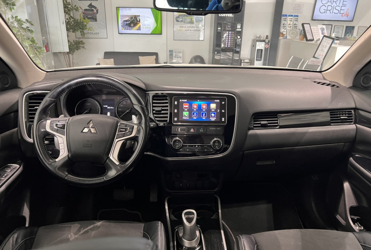 Mitsubishi OUTLANDER 200CH PLUG-IN HYBRID EV 4X4 INSTYLE 