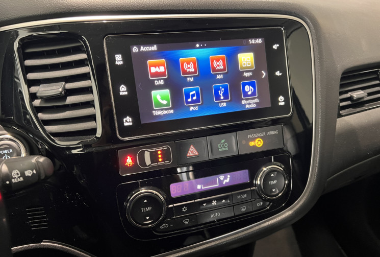 Mitsubishi OUTLANDER 200CH PLUG-IN HYBRID EV 4X4 INSTYLE 