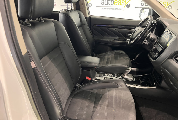 Mitsubishi OUTLANDER 200CH PLUG-IN HYBRID EV 4X4 INSTYLE 