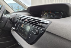 Citroën C4 PICASSO II 2.0 BlueHDi 150CV * DISTRIBUTION OK * 4 Pneu Neuf * CARNET COMPLET