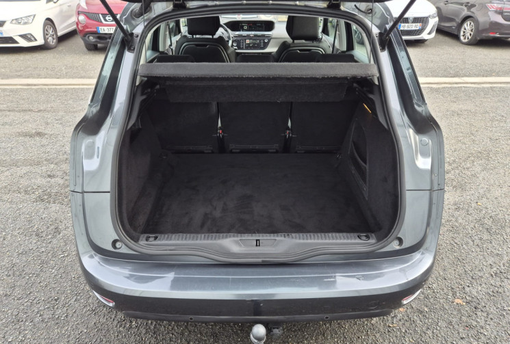 Citroën C4 PICASSO II 2.0 BlueHDi 150CV * DISTRIBUTION OK * 4 Pneu Neuf * CARNET COMPLET