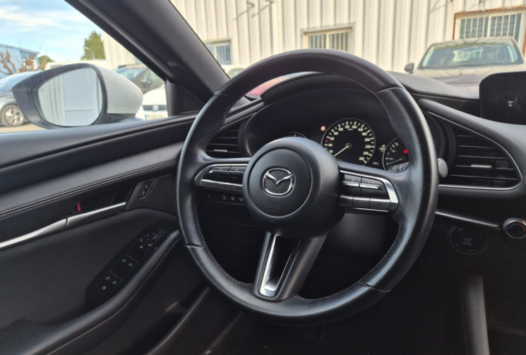 Mazda MAZDA 3 IV 122 cv 2.0 SkyActiv-G Mild Hybrid * Carplay * Entretien OK