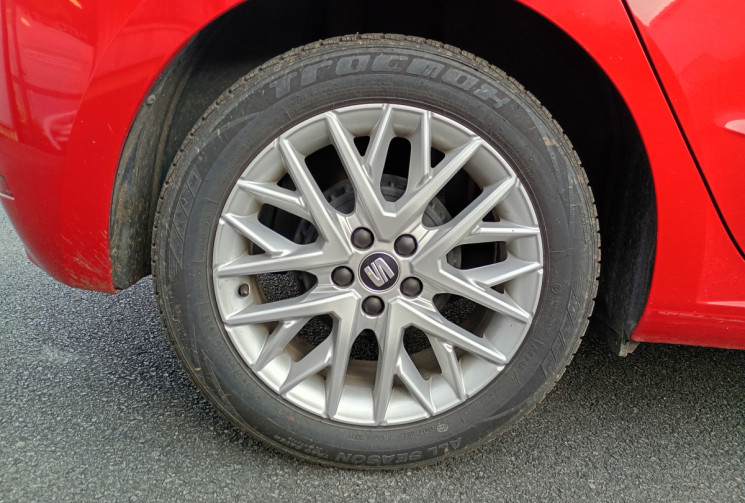 SEAT Ibiza SEAT IBIZA 1.0 MPI 80 URBAN / CARPLAY / 5 PORTES