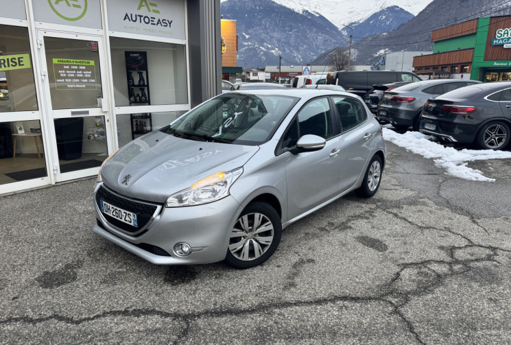 Peugeot 208 1.2 VTI 82 ACTIVE