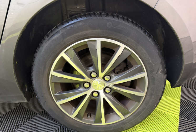 Peugeot 308 1.6 BlueHDi 120ch Allure  EAT6 - Kit De Distribution Neuf 