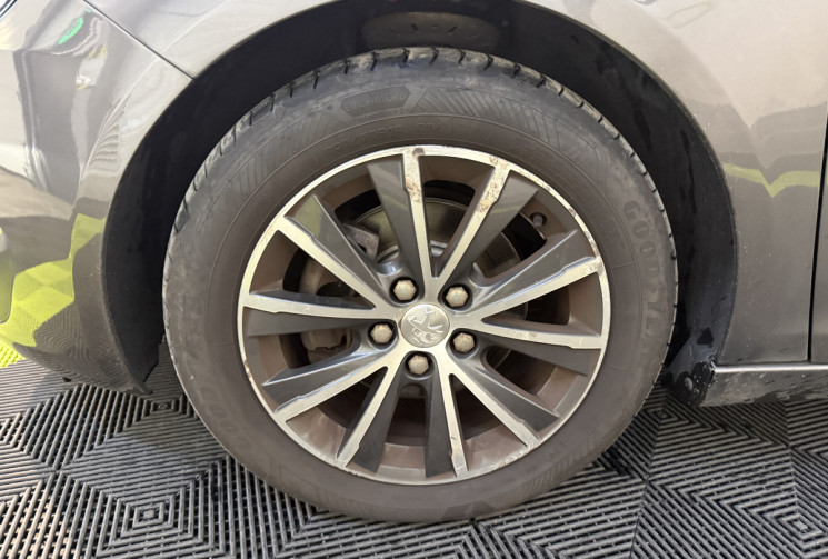 Peugeot 308 1.6 BlueHDi 120ch Allure  EAT6 - Kit De Distribution Neuf 