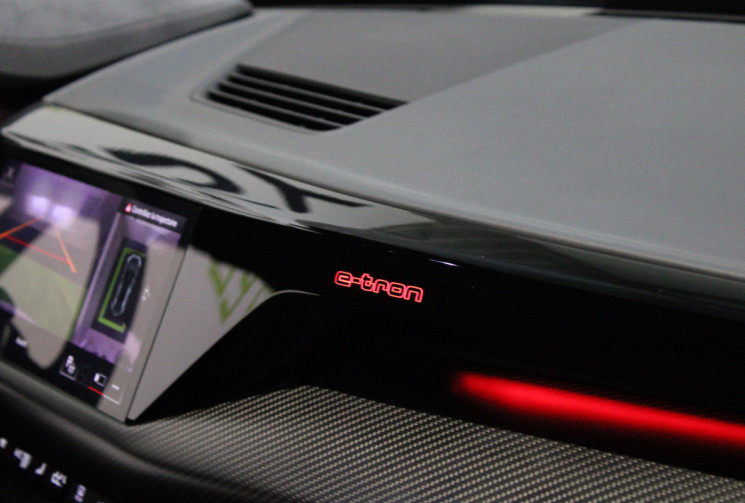 Audi e-tron GT RS e-tron GT 598 ch S Extended quattro - 4 jantes neuves 