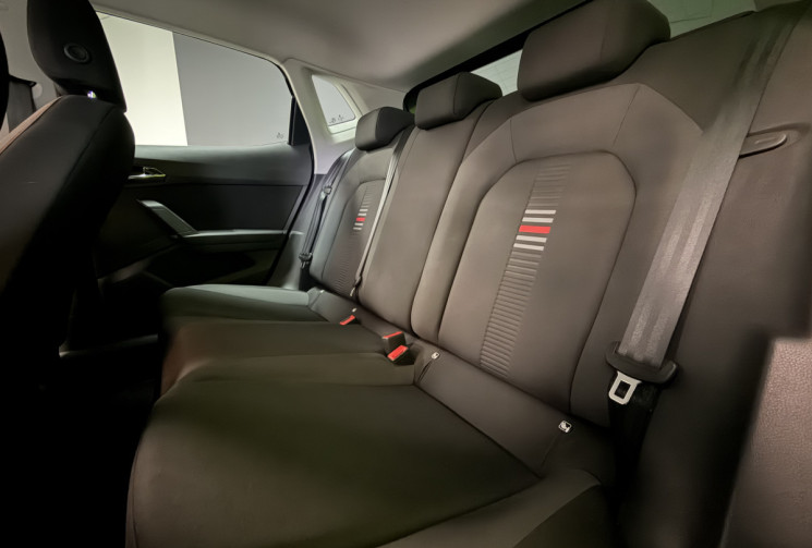 SEAT Ibiza 1.5 l TSi 150 FR + JANTES 18 