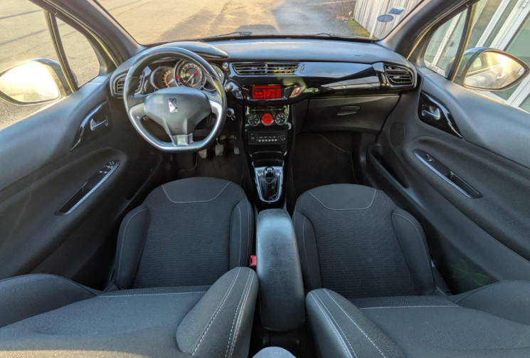 Citroën DS3  1.6 VTi SO CHIC AIRDREAM 120 cv - MOTEUR A CHAINE - GARANTIE 12 MOIS -