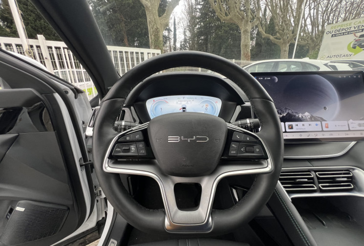 BYD Seal U Design DM-i DESIGN AWD 323 / 1ère Main / Garantie Constructeur BYD