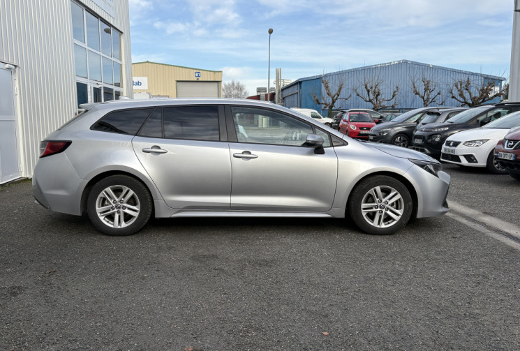 Toyota COROLLA TOURING SPT 122 cv DYNAMIC 1.8 VVT-i HSD CVT * Caméra * Carplay * Virtual Cockpit 