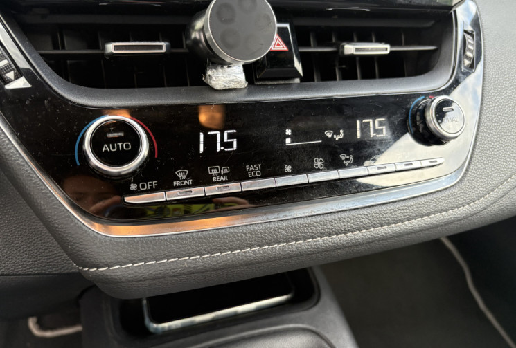 Toyota COROLLA TOURING SPT 122 cv DYNAMIC 1.8 VVT-i HSD CVT * Caméra * Carplay * Virtual Cockpit 