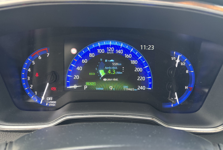 Toyota COROLLA TOURING SPT 122 cv DYNAMIC 1.8 VVT-i HSD CVT * Caméra * Carplay * Virtual Cockpit 