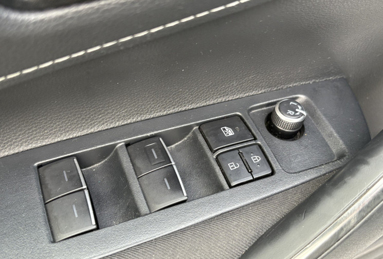 Toyota COROLLA TOURING SPT 122 cv DYNAMIC 1.8 VVT-i HSD CVT * Caméra * Carplay * Virtual Cockpit 