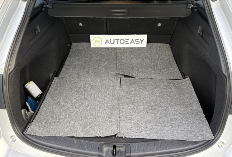 Toyota COROLLA TOURING SPT 122 cv DYNAMIC 1.8 VVT-i HSD CVT * Caméra * Carplay * Virtual Cockpit 