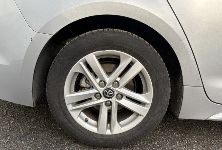 Toyota COROLLA TOURING SPT 122 cv DYNAMIC 1.8 VVT-i HSD CVT * Caméra * Carplay * Virtual Cockpit 