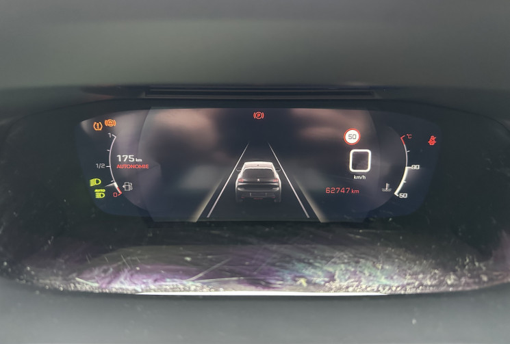 Peugeot 208 GT Line 1.5 Hdi 100 ch / Carplay / Camera / Lumière ambiance / Entretien à jour