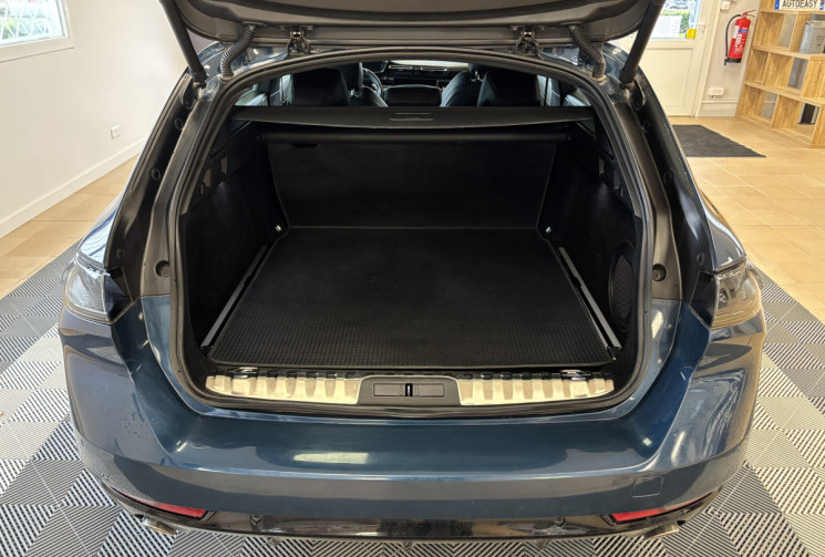 Peugeot 508 SW 1.6 225 HYBRID EAT8 180 GT / SUIVI COMPLET PEUGEOT 