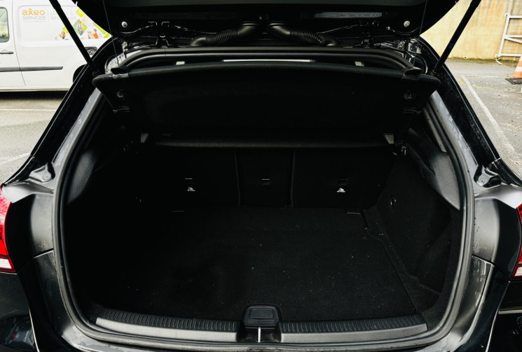 Mercedes Classe A 200 163ch AMG Line 7G-DCT 